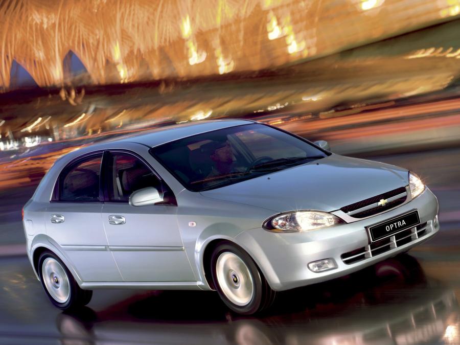  Chevrolet Optra5 2004 года  (фото 5 из 15)